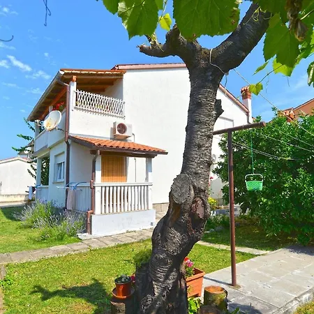 Appartement Fuer 6 Personen Ca 75 Qm In Medulin, Istrien Suedkueste Von Istrien
